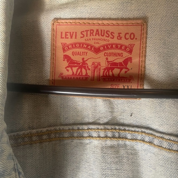 Levi's Classic Blue Denim Vest - Picture 3 of 5